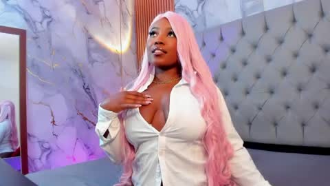Snapshot of scarlett_diaz17 chatting on April 2026 05:21:02 AM Mariana online show from April 2026 05:21:02 AM