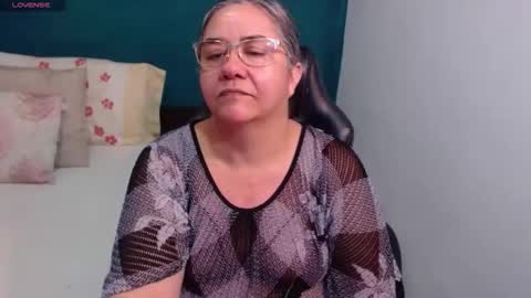 Scarlett  online show from April 2026 02:06:01 AM