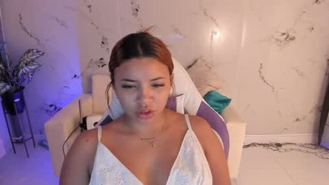 scarlett_enjoy1 online show from September 2025 12:27:02 PM