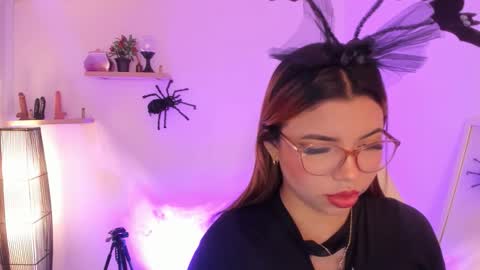 scarlett_enjoy1 online show from October 2025 02:20:01 PM