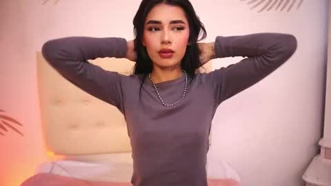 Lauren Scarlett online show from November 2025 07:48:02 PM