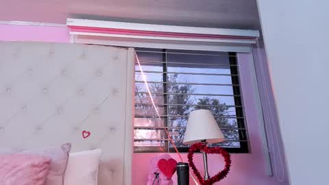 Snapshot of scarlett_leblanc_ chatting on February 2026 12:11:01 PM scarlett_leblanc_ online show from February 2026 12:11:01 PM