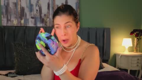 Snapshot of scarlett_moore_ chatting on February 2026 02:16:02 PM Scarlett online show from February 2026 02:16:02 PM