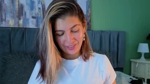 Snapshot of scarlett_moore_ chatting on February 2026 04:07:02 PM Scarlett online show from February 2026 04:07:02 PM