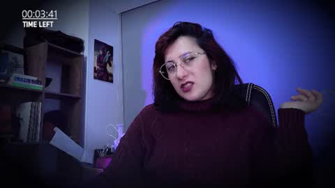 Snapshot of scarlett_sen chatting on July 2026 03:10:01 PM Mistress Scarlett online show from July 2026 03:10:01 PM