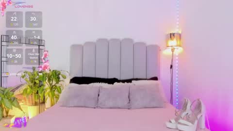 Snapshot of scarlett_steelee chatting on June 2026 12:57:02 AM Scarlett Steelee Independent Model online show from June 2026 12:57:02 AM