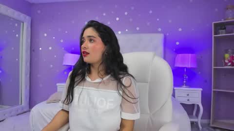 Snapshot of scarlette_15 chatting on January 2025 06:20:01 AM Scarlette online show from January 2025 06:20:01 AM