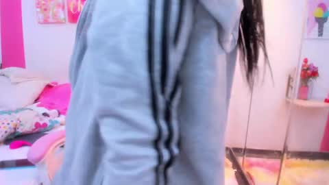 Snapshot of scarlette_15 chatting on January 2025 07:15:01 AM Scarlette online show from January 2025 07:15:01 AM