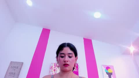 Snapshot of scarlette_15 chatting on February 2025 09:53:02 AM Scarlette online show from February 2025 09:53:02 AM