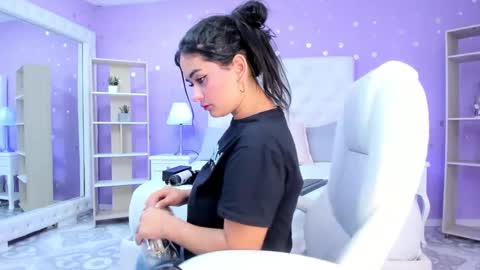 Snapshot of scarlette_15 chatting on September 2025 03:41:02 AM Scarlette online show from September 2025 03:41:02 AM