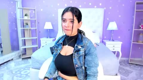 Snapshot of scarlette_15 chatting on October 2025 03:39:02 AM Scarlette online show from October 2025 03:39:02 AM