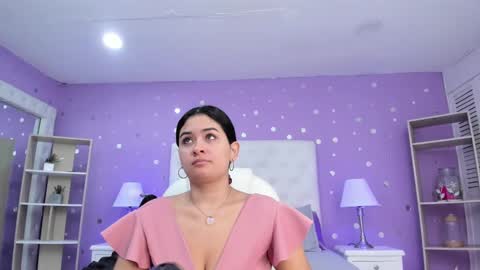 Snapshot of scarlette_15 chatting on November 2025 03:06:02 AM Scarlette online show from November 2025 03:06:02 AM