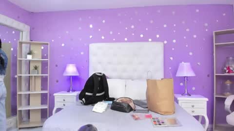 Snapshot of scarlette_15 chatting on November 2025 03:18:02 AM Scarlette online show from November 2025 03:18:02 AM