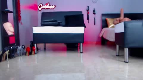 Snapshot of scarlettestone chatting on December 2024 07:46:02 PM Marisol online show from December 2024 07:46:02 PM