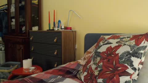 Scarlett online show from December 2024 03:16:02 PM