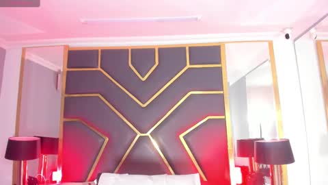 Snapshot of scarletthott1 chatting on February 2025 12:06:02 PM Scarlett Hot online show from February 2025 12:06:02 PM