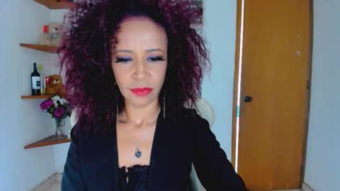 Scarlett online show from October 2025 08:39:01 PM