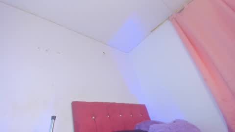 Snapshot of scarlettqueen56 chatting on March 2025 07:01:02 AM chloe online show from March 2025 07:01:02 AM