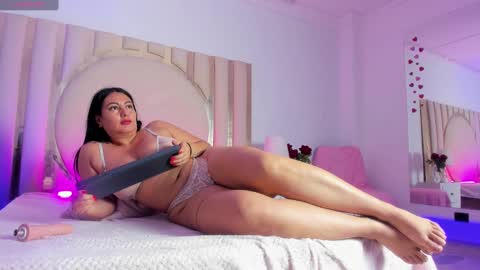 Scarlett Ross  online show from February 2025 06:04:02 PM