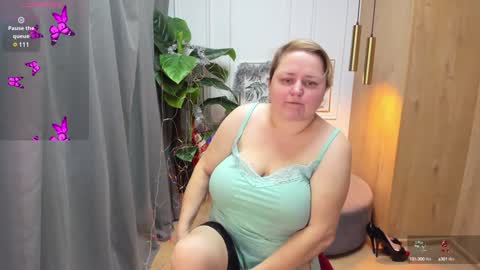 Scarlett online show from December 2024 05:47:02 AM