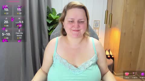 Scarlett online show from January 2025 05:43:01 AM