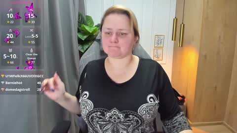 Scarlett online show from January 2025 11:49:02 AM