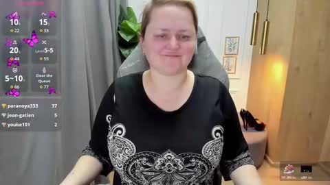 Scarlett online show from March 2025 12:04:02 PM