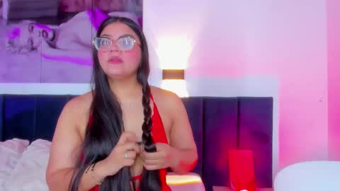 Scarlett Whitmore online show from November 2025 12:05:02 PM