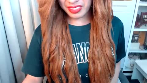 Snapshot of scarletxxxx chatting on March 2026 05:19:01 AM Queen Scarlet online show from March 2026 05:19:01 AM