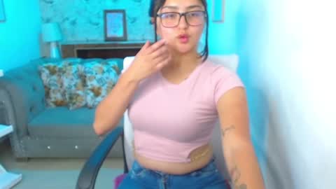 scarllet online show from February 2025 06:17:02 PM