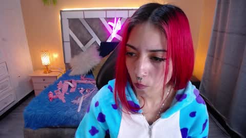 Scarllett online show from December 2024 08:11:02 AM