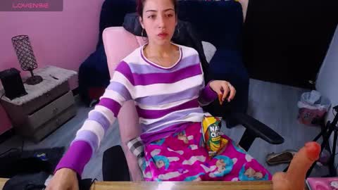 Scarllett online show from February 2025 09:30:01 AM