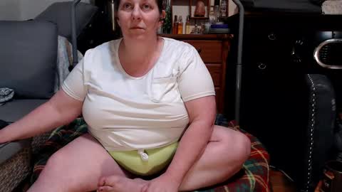 Scarlotta online show from September 2025 11:15:02 PM