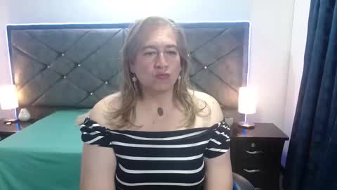 Sccarlet online show from November 2025 12:20:01 AM