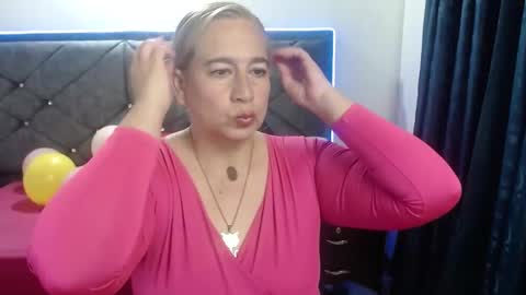 Sccarlet online show from November 2025 03:18:02 PM