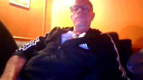 schmuhbaer1 online show from October 2025 05:25:02 PM