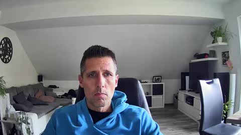 Dildomen online show from October 2025 01:00:01 PM