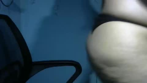 Snapshot of schoco_milf chatting on February 2026 04:57:02 PM mai latina online show from February 2026 04:57:02 PM