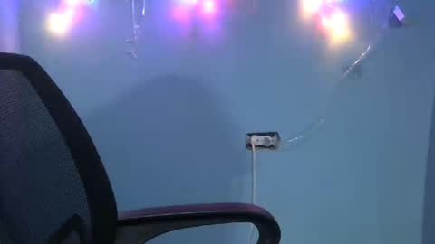 Snapshot of schoco_milf chatting on February 2026 06:37:02 PM mai latina online show from February 2026 06:37:02 PM