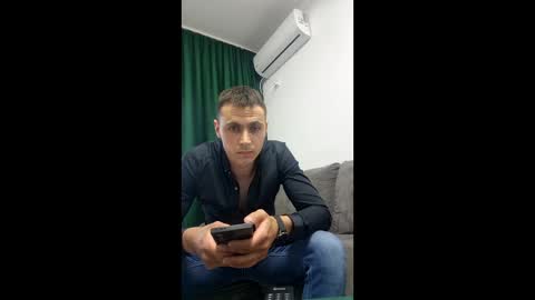 Snapshot of schott682984 chatting on May 2026 04:25:02 PM schott682984 online show from May 2026 04:25:02 PM