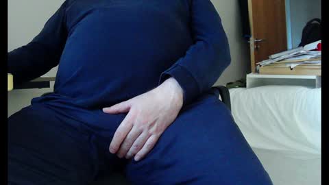 Mick online show from December 2024 01:23:02 PM