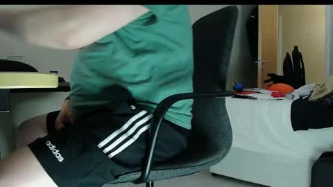 Mick online show from December 2025 11:22:01 PM