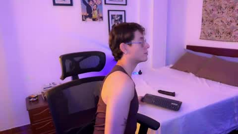 Snapshot of scoobysnack_ chatting on March 2026 05:07:02 AM ScoobySnack online show from March 2026 05:07:02 AM