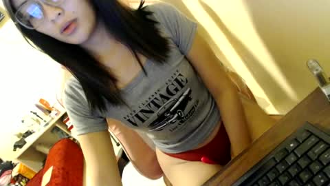 Snapshot of scorpio_babe chatting on June 2026 09:40:01 AM KEAN online show from June 2026 09:40:01 AM