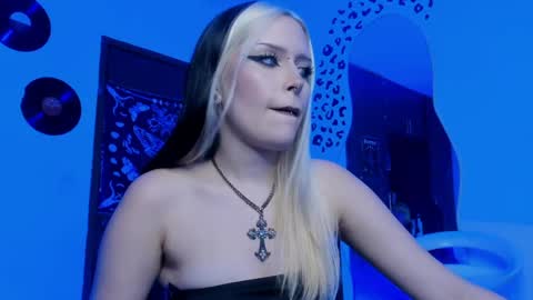 Goddess online show from April 2026 02:27:02 AM