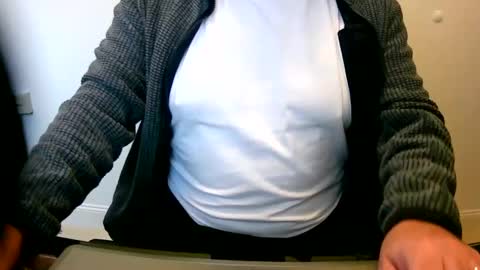 Scott online show from December 2024 01:29:01 PM