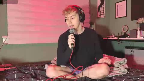 danny online show from February 2025 09:01:01 PM