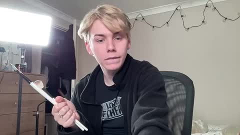 danny online show from September 2025 01:18:01 AM