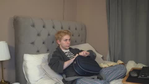 Snapshot of scottish_twink01 chatting on February 2026 01:04:01 AM danny online show from February 2026 01:04:01 AM