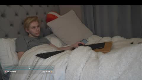 Snapshot of scottish_twink01 chatting on March 2026 04:42:01 AM danny online show from March 2026 04:42:01 AM